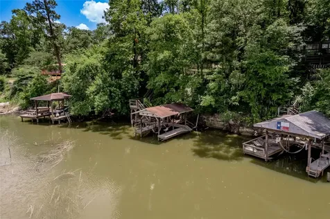 109 Hill Top Road Huntsville TX 77320