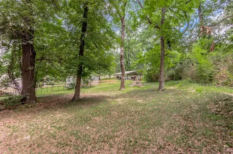 109 Hill Top Road Huntsville TX 77320