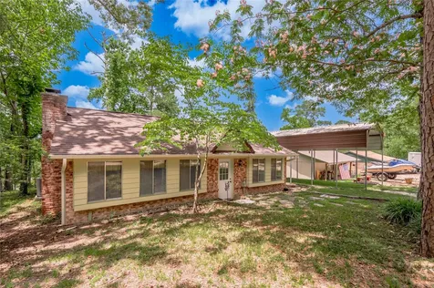 109 Hill Top Road Huntsville TX 77320