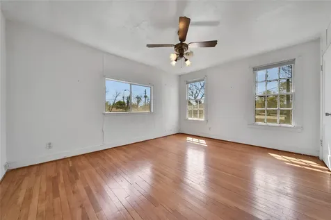7115 Roswell Street Houston TX 77022