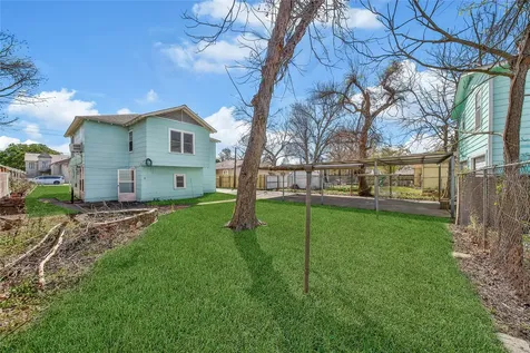 7115 Roswell Street Houston TX 77022