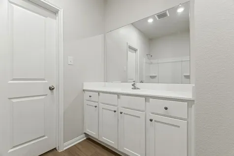 8927 New Jade Drive Iowa Colony TX 77583