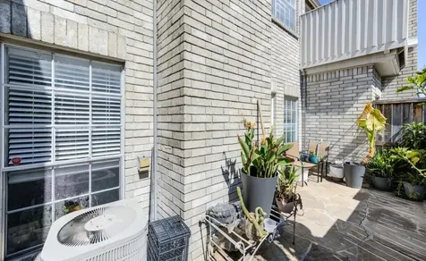 3800 Tanglewilde Street 803 Houston TX 77063