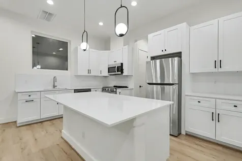 203 Danna Lane A Houston TX 77009
