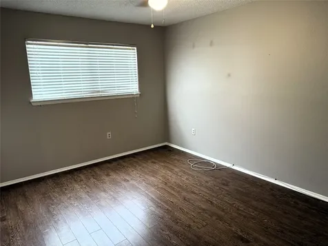 62 Evanston Street 2/5 Houston TX 77015