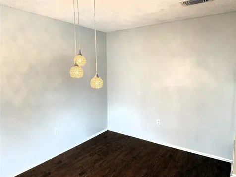 62 Evanston Street 2/5 Houston TX 77015