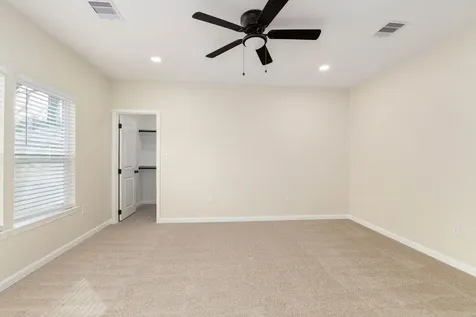 102 E Valverde Street Brenham TX 77833