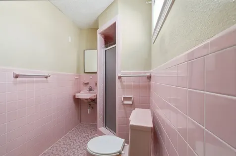 106 Barracuda Avenue Galveston TX 77550