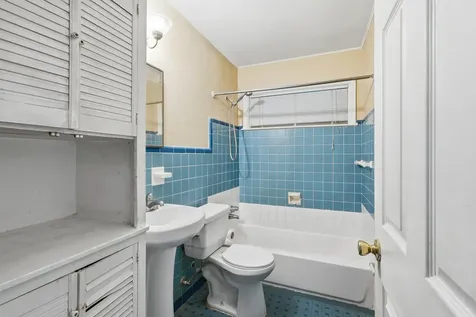 106 Barracuda Avenue Galveston TX 77550