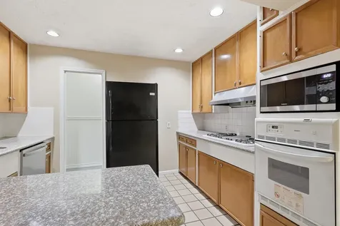 106 Barracuda Avenue Galveston TX 77550