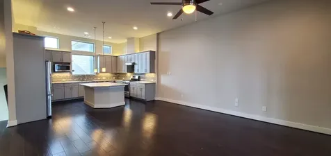 2422 Maufferd Street Houston TX 77009