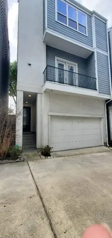2422 Maufferd Street Houston TX 77009