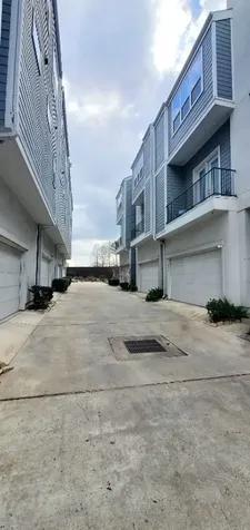 2422 Maufferd Street Houston TX 77009