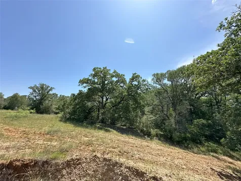 8110 N Highway 77 Lexington TX 78947