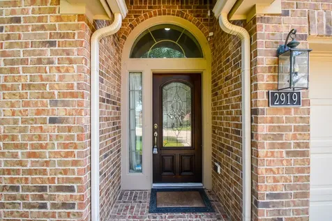 2919 Chalet Knolls Lane Katy TX 77494