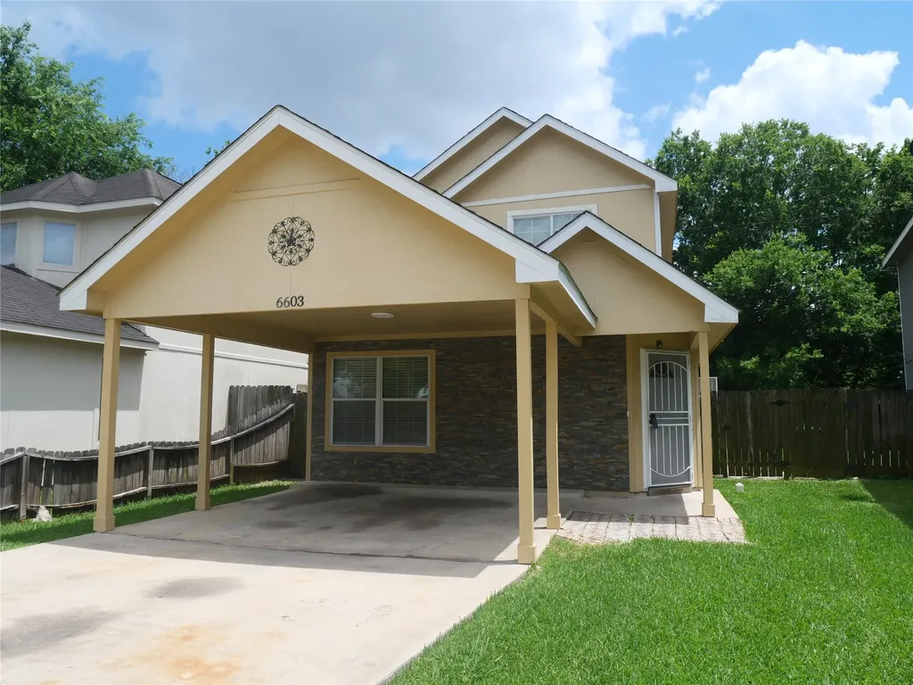 6603 Schambray Street Houston TX 77085