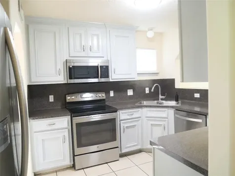 6603 Schambray Street Houston TX 77085