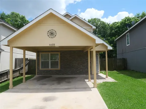 6603 Schambray Street Houston TX 77085