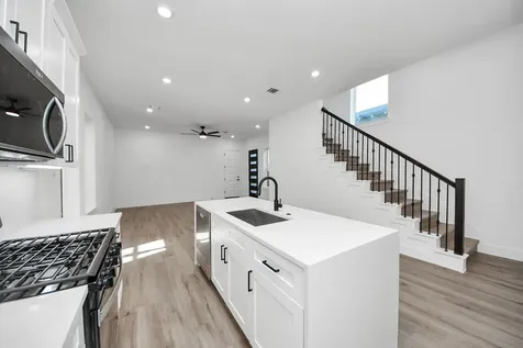 3310 Hardy Street Houston TX 77009