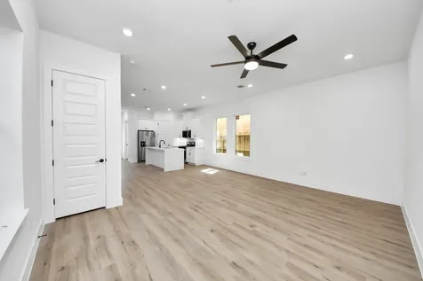 3310 Hardy Street Houston TX 77009