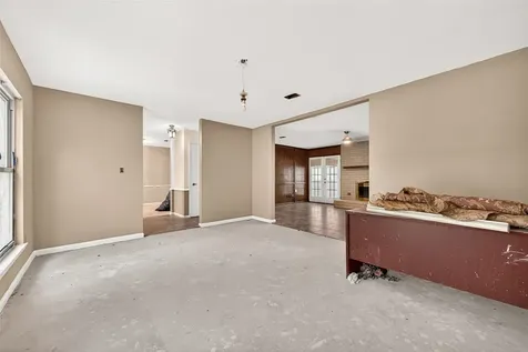 1 Shantilly Lane Bay City TX 77414