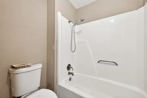 1 Shantilly Lane Bay City TX 77414