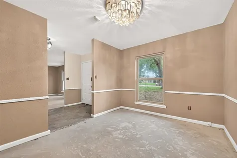 1 Shantilly Lane Bay City TX 77414