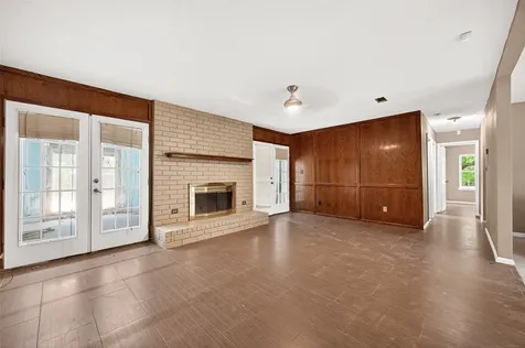 1 Shantilly Lane Bay City TX 77414
