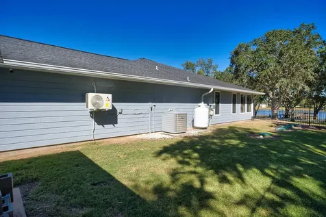 6418 County Road 659 Brazoria TX 77422
