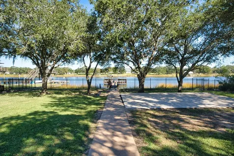 6418 County Road 659 Brazoria TX 77422