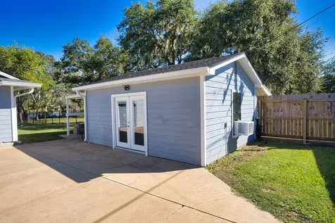6418 County Road 659 Brazoria TX 77422