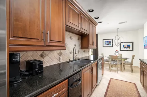 3350 Mccue Road 2402 Houston TX 77056