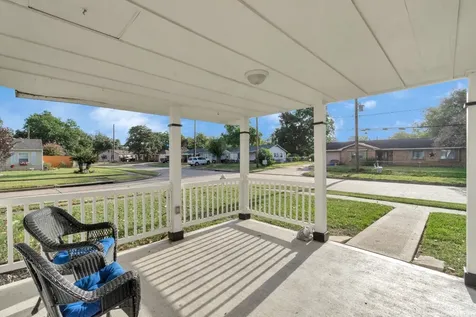 619 E Park Street Sugar Land TX 77498