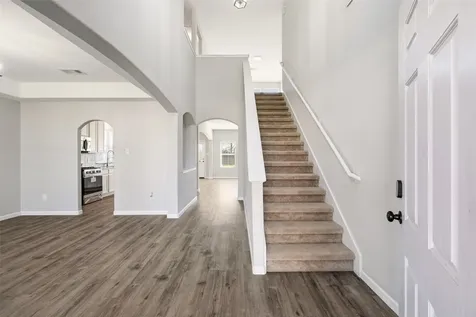 8530 E Highlands Crossing Highlands TX 77562
