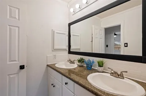 2506 Bisontine Street Friendswood TX 77546