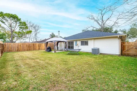 2506 Bisontine Street Friendswood TX 77546