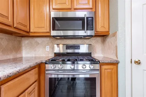 70 Tarpon Street Bayou Vista TX 77563