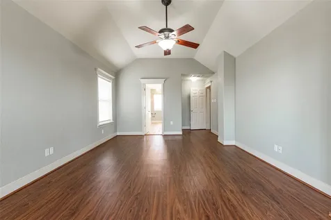 70 Tarpon Street Bayou Vista TX 77563