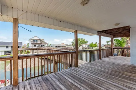 70 Tarpon Street Bayou Vista TX 77563