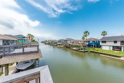 70 Tarpon Street Bayou Vista TX 77563