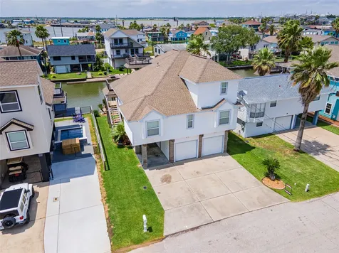 70 Tarpon Street Bayou Vista TX 77563