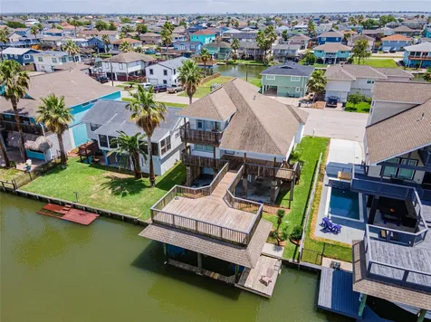 70 Tarpon Street Bayou Vista TX 77563