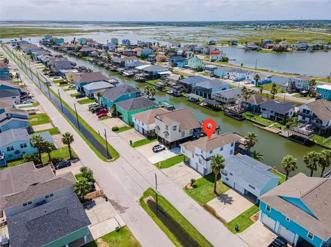 70 Tarpon Street Bayou Vista TX 77563