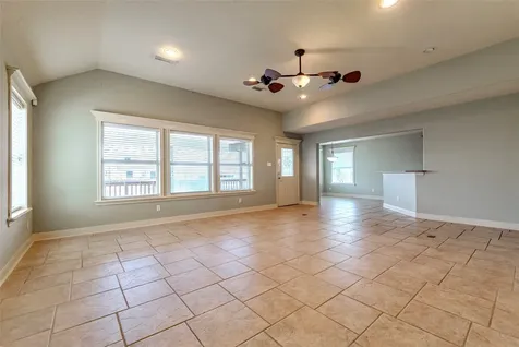 70 Tarpon Street Bayou Vista TX 77563