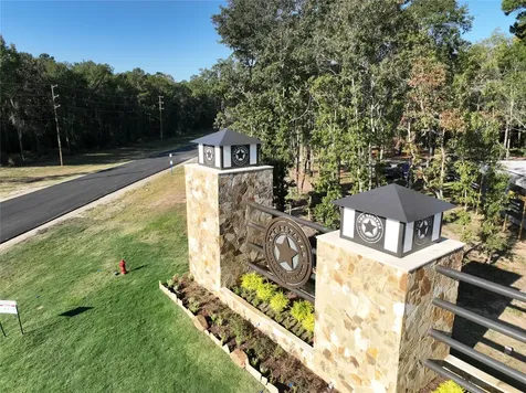 156 Longfellow Road New Waverly TX 77358
