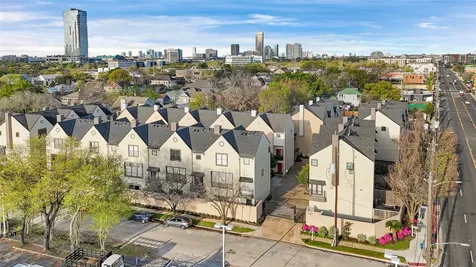 939 Colorado Street 8 Houston TX 77007