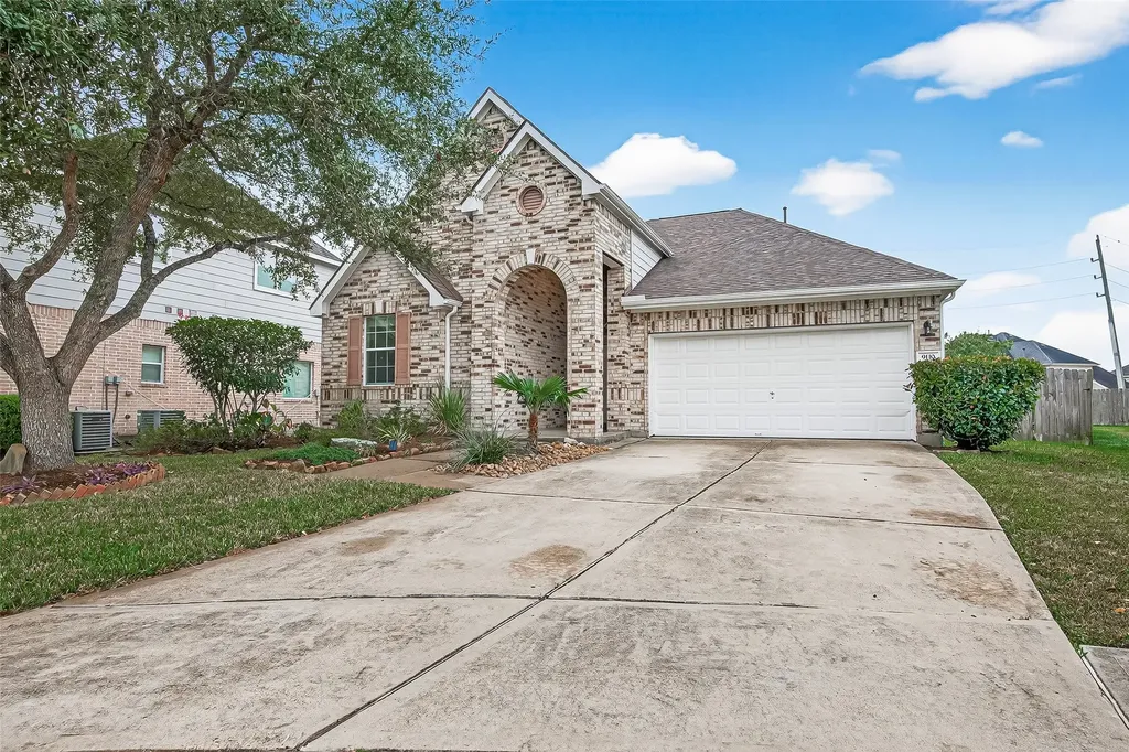 9110 Cavalier Lane Rosenberg TX 77469