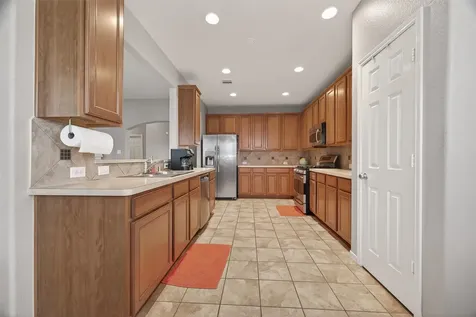 9110 Cavalier Lane Rosenberg TX 77469