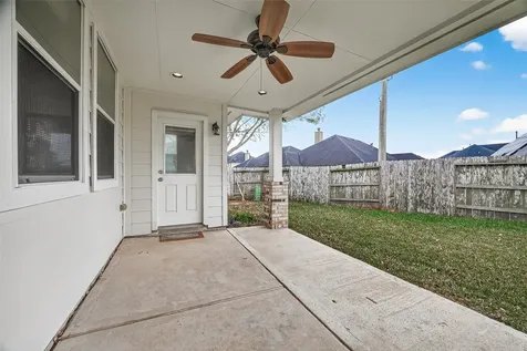 9110 Cavalier Lane Rosenberg TX 77469