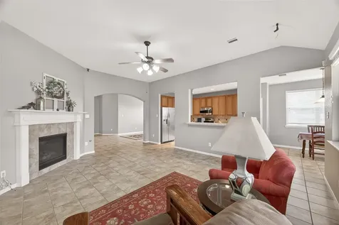 9110 Cavalier Lane Rosenberg TX 77469